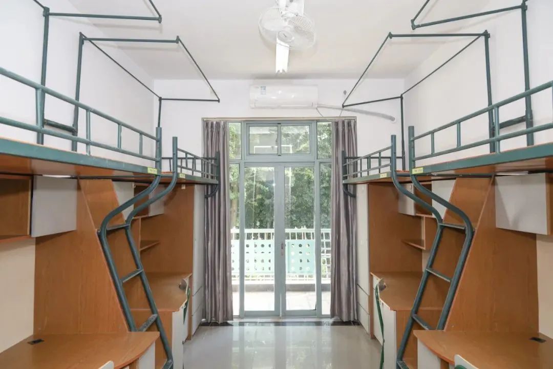 杭州师范大学宿舍条件怎么样,有空调和独立卫生间吗?(附宿舍图片)